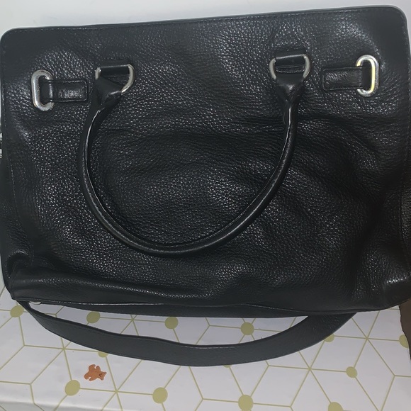 Michael Kors Purse - Picture 3 of 8